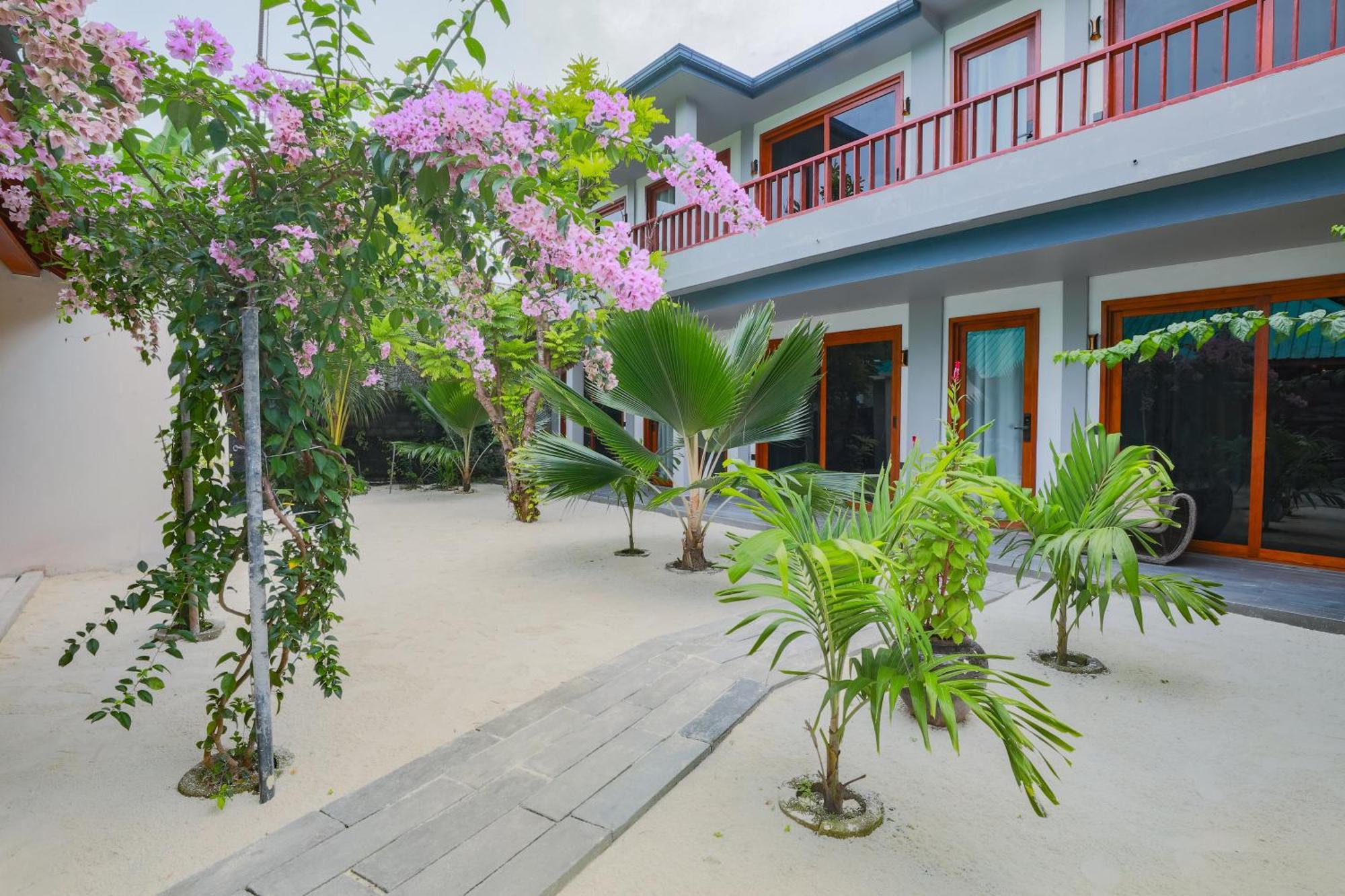 Hotel Sunny Breeze View Hangnaameedhoo Exterior foto
